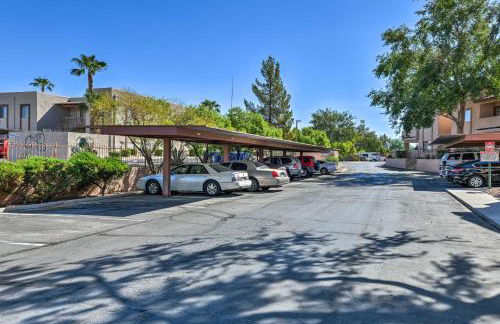 Steps to Pool and Hot Tubs! Snowbird Escape in Mesa - Foto 24