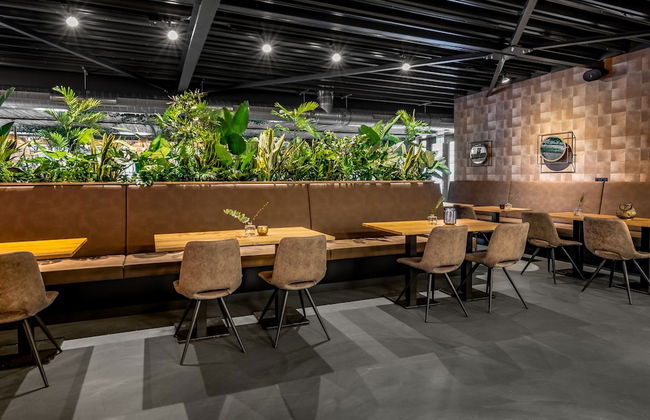 Lodge in Schaijk Near Green Forests - Photo 18