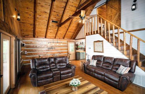 Cliffside Family Retreat with View - Foto 10