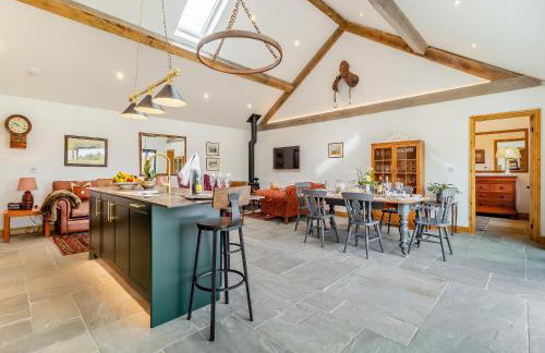 Loch Farm Stables - Foto 1