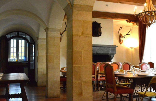 Castle in Ardennes Near Forest & Sauna - Foto 31