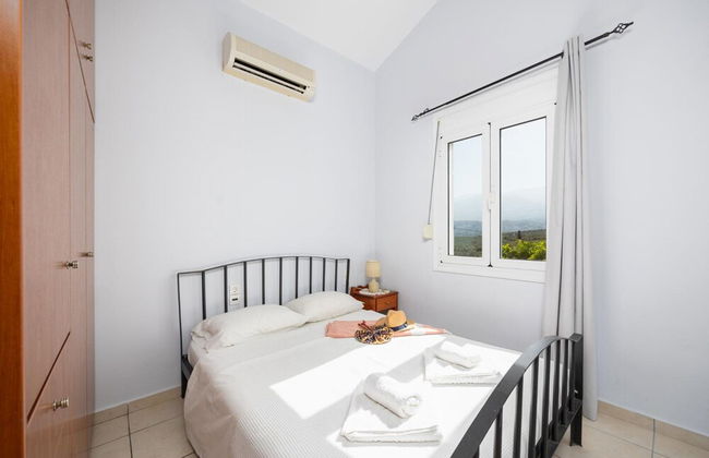 Villa Dimitris Large Private Pool Walk to Beach Sea Views A C Wifi Car Not Required Eco-frien - 1923 - Foto 38