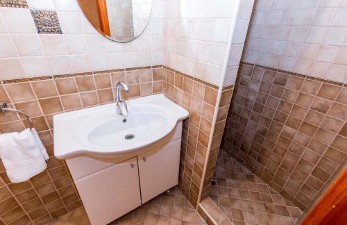 Il Palazzo - Photo 26