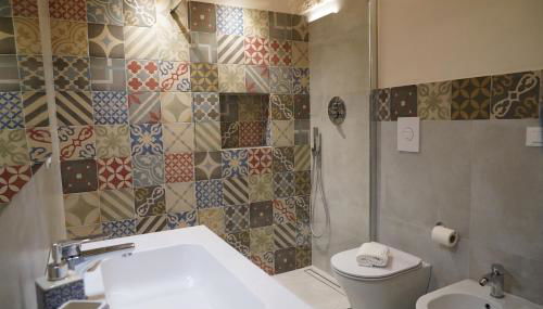 Casetta Filippi - a POCHI PASSI dal CENTRO STORICO - Foto 5, towels, Shower