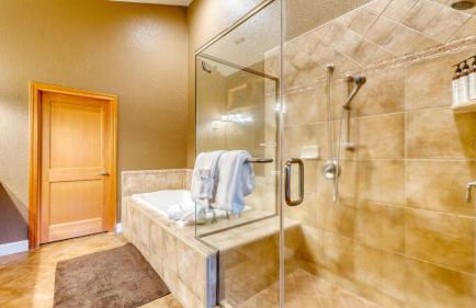 Luxe All-season Retreat by Avantstay Prime Location, Near Skiing - Foto 118