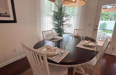 Hidden Palm - Old Town Bluffton, SC - Photo 2