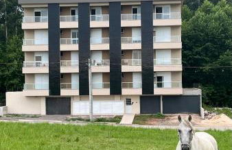 Studio Novo Individual com Sacada e Garagem em Camobi ao Lado da UFSM - Foto 2