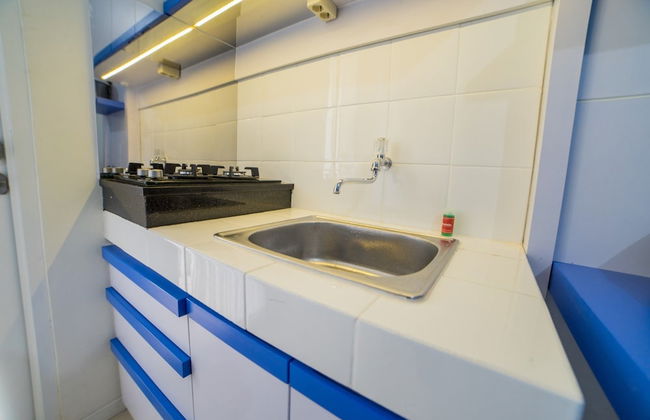 Cozy Apartment at Parahyangan Residence with Direct Access to Swimming Pool - Photo 13