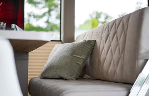 Lieblingsplatz Parey - schwimmendes Living Luxboot - Foto 16