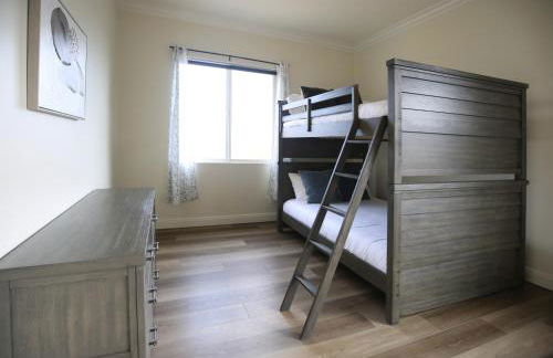 5 BR/5 BA Getaway with a View - Foto 29