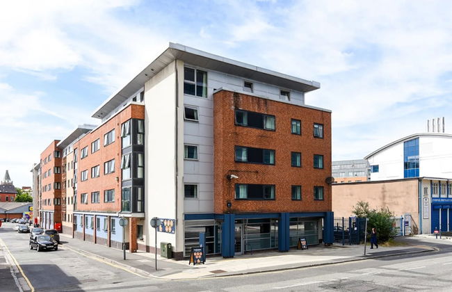 Student Only Capital Gate - Foto 10