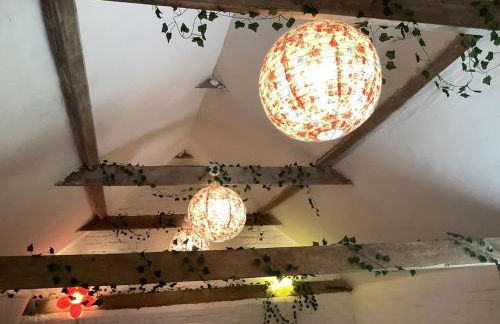 The Eclectic Coach House - Photo 19