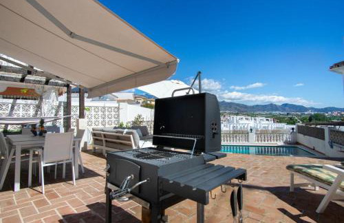 Private Beach Villa for 6 with Seaview, Pool & big Sun Terrace - Foto 8
