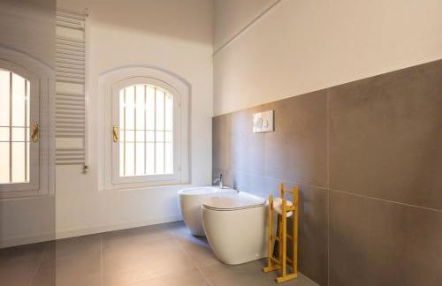 15th-Century Apt, City-MXP Train - Foto 45