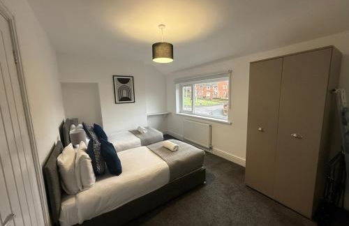 Cromwell-2 Bed Great for Contractors with Drive WiFi - Foto 11