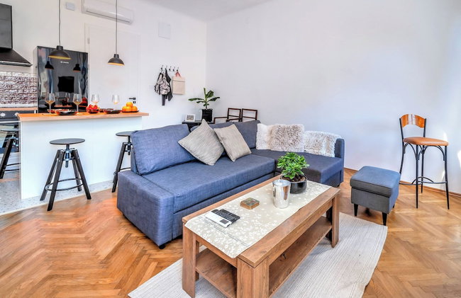 City Soul Apartment - Happy Rentals - Photo 23