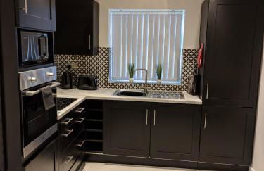 Dream101, Luxury 2 Bedroom apartment - free parking - Foto 25