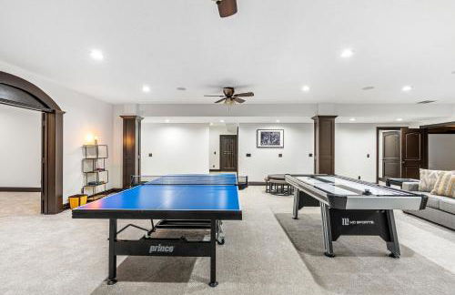 Olympus Luxury - Prime Location - HotTub, Theater and More - Foto 50