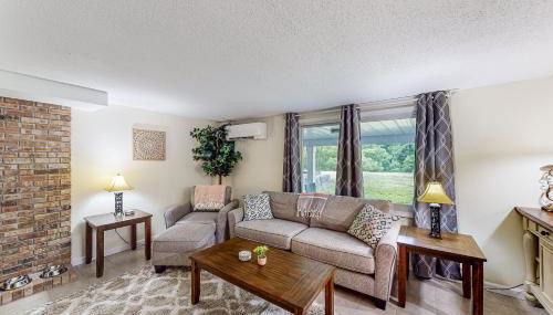 River Access! Couples Retreat on Working Homestead - Foto 5