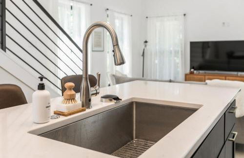 Burnett Cottage - OG - Photo 39