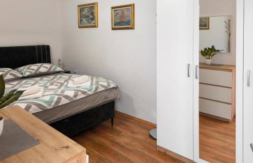 One-Bedroom Holiday Home In Zminj - Photo 16