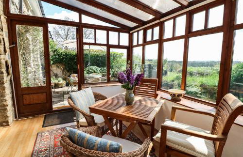 Chilvery Farm Cottage - Photo 6