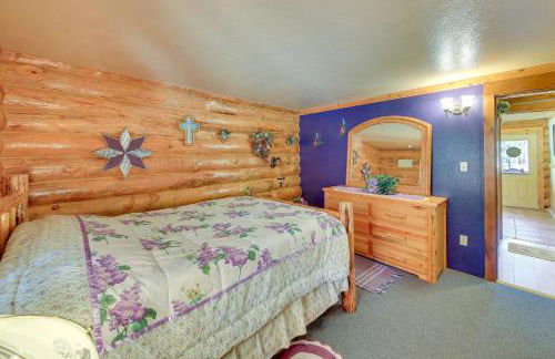 Libby Home with Mountain Views Gazebo and Fire Pit! - Photo 9