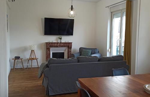 Gîte Le Français VERDUN 4 pers,climatisé,grand garage,jardin 3 étoiles - Foto 5