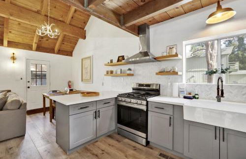 Large Bear Lodge by Big Bear Vacations - Foto 45