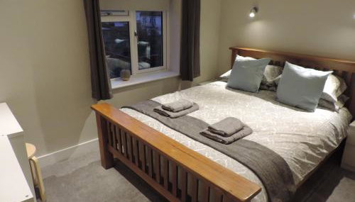 4 Bed Farnborough Air Accommodation - Foto 4