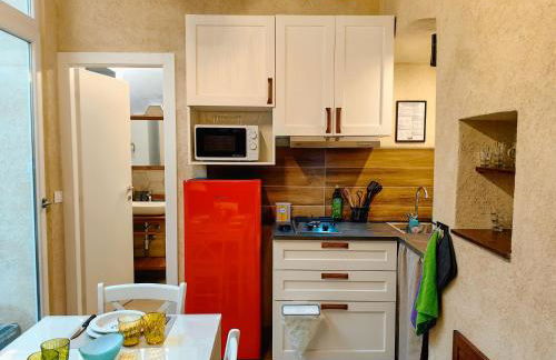 Basso 61, Cozy Oasis with Mini Pool and Courtyard - Foto 47