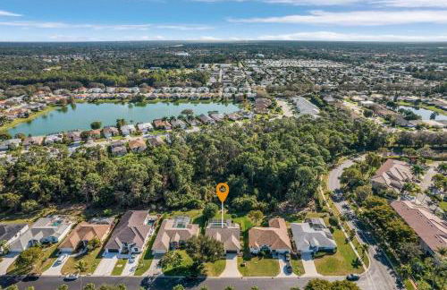 Serene Pool Home in Gated Community-Naples - Foto 39