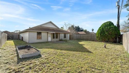 4 Bedroom 2 bath Beautiful spacious home for rent 1300 a month - Foto 4