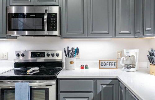 Unique and Charming Downtown Apt - Foto 11