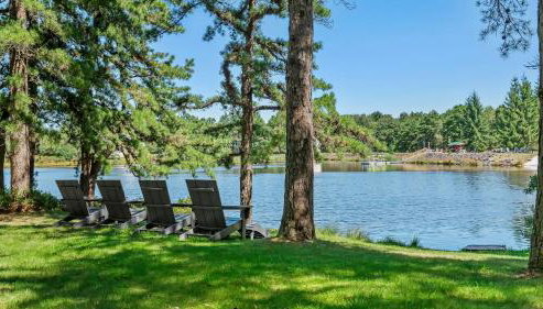 Lake It Right by Avantstay Lakefront w/ Dock, Hot Tub, Fire Pit & Game Room - Foto 2, Other