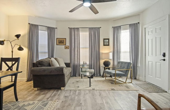 3-story 6-bedroom 4 Bathrooms 3min-asian Dist - Photo 54