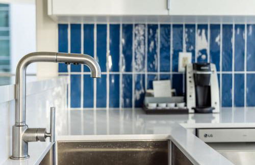 Fontainebleau Hotel Ocean View Fits 6! 1 BED/2 BA - Photo 38