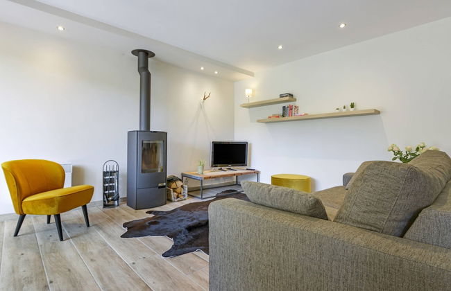 Holiday Home in Gros Fays With Garden - Photo 19