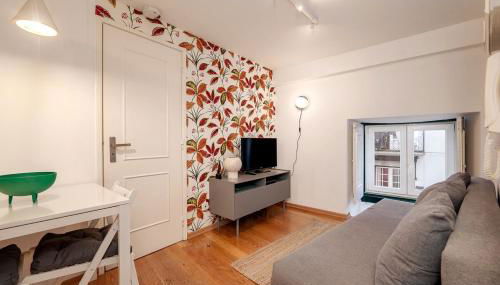 Contemporary Apartment Chiado 2 - Photo 2