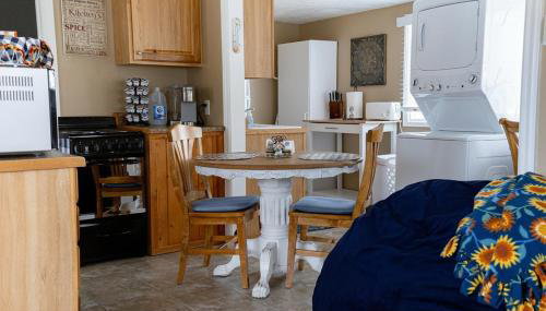 Our Little Yellow House - Foto 5