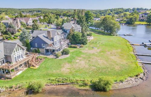 Lakefront Home Near Wisp with Great Location Dock Slip Hot Tub - Foto 42