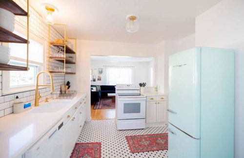 University Home Close to Nob Hill - Foto 23