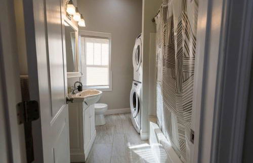 Jennifer's Penthouse Panoramic City Views w Deck - Foto 28