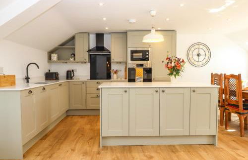 Bumblebee Cottage - Photo 10