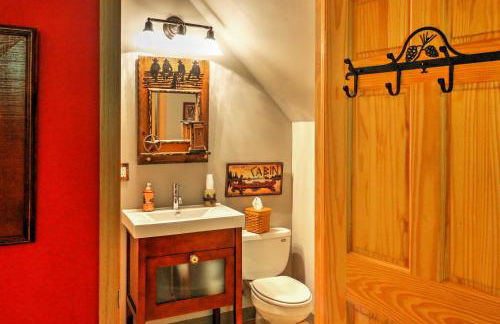 Roomy House on 2 Acres - 2 Mi to Egg Harbor Beach! - Foto 18