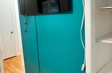 Beautiful 3 - 4 Bedroom Home Fully Furnished Including Utilities Close to I95 & Train - Foto 16