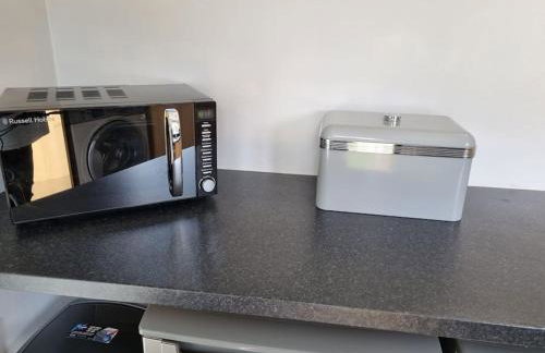 The Humsford Hideaway 2 bedroom home with driveway - Foto 11