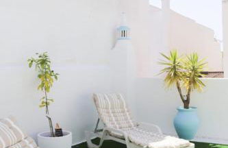 Traditional Home & Private Rooftop Olhão - Photo 33