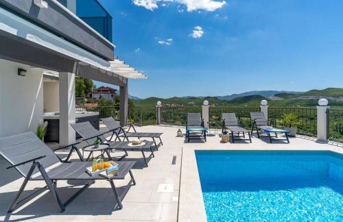 Villa Neda Heated Pool, Hot-tub, Sauna, 3 bedrooms - Photo 3