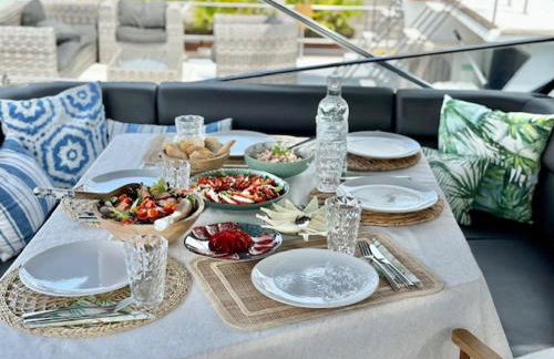 MotorYacht 21 avec équipage - Photo 58